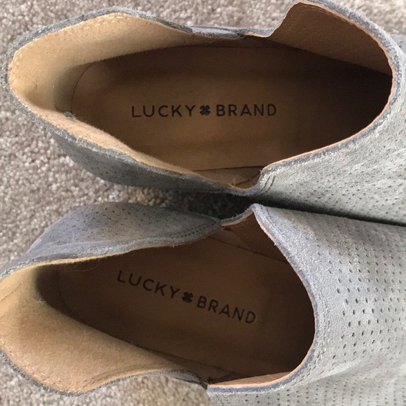 COPY - Lucky Brand Booties (size 8) Never Worn - Picture 3 of 3